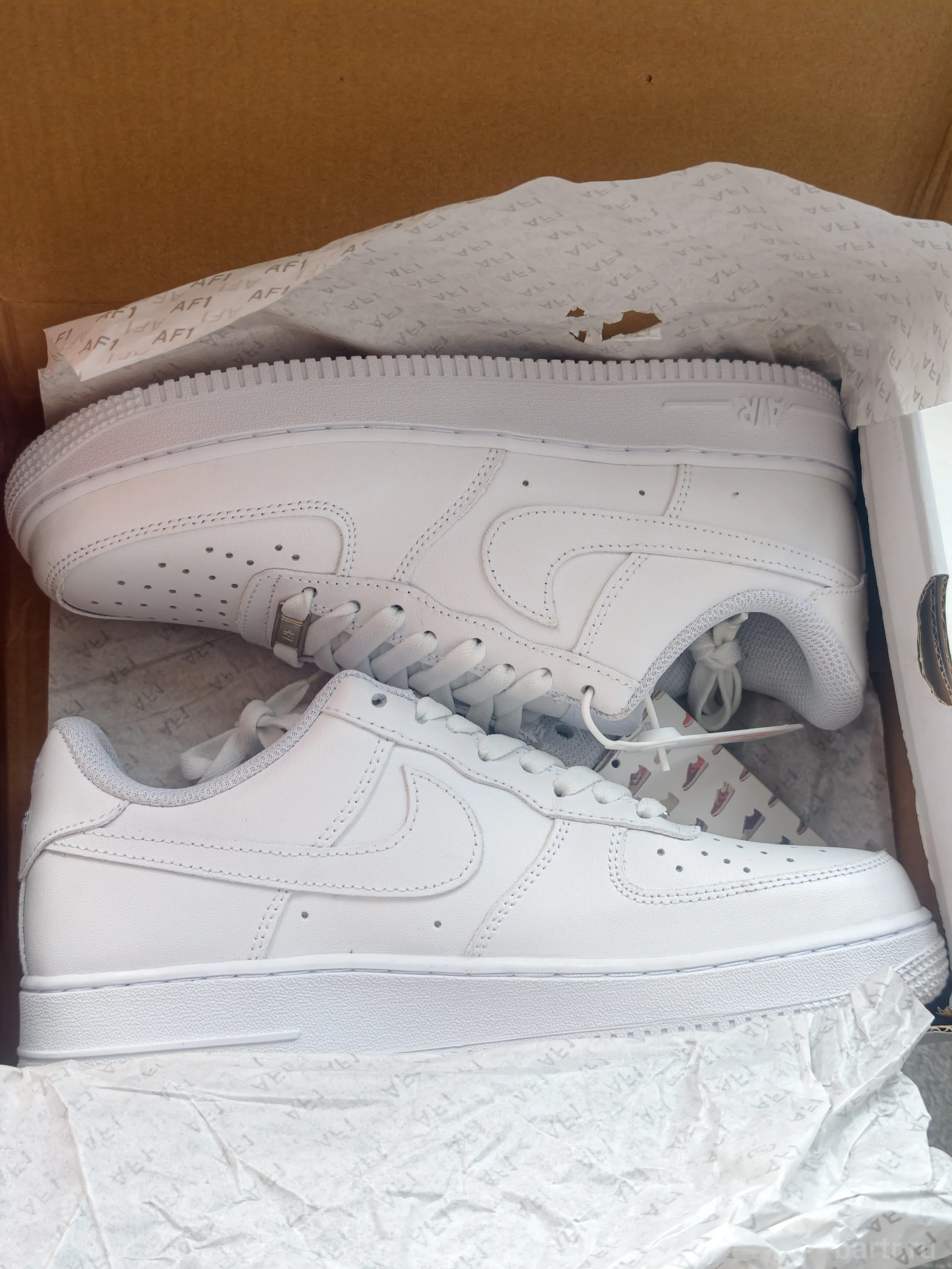 Фото: Nike Air Force 1 Белые